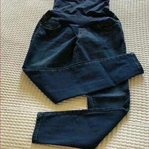 Jessica Simpson maternity jeans